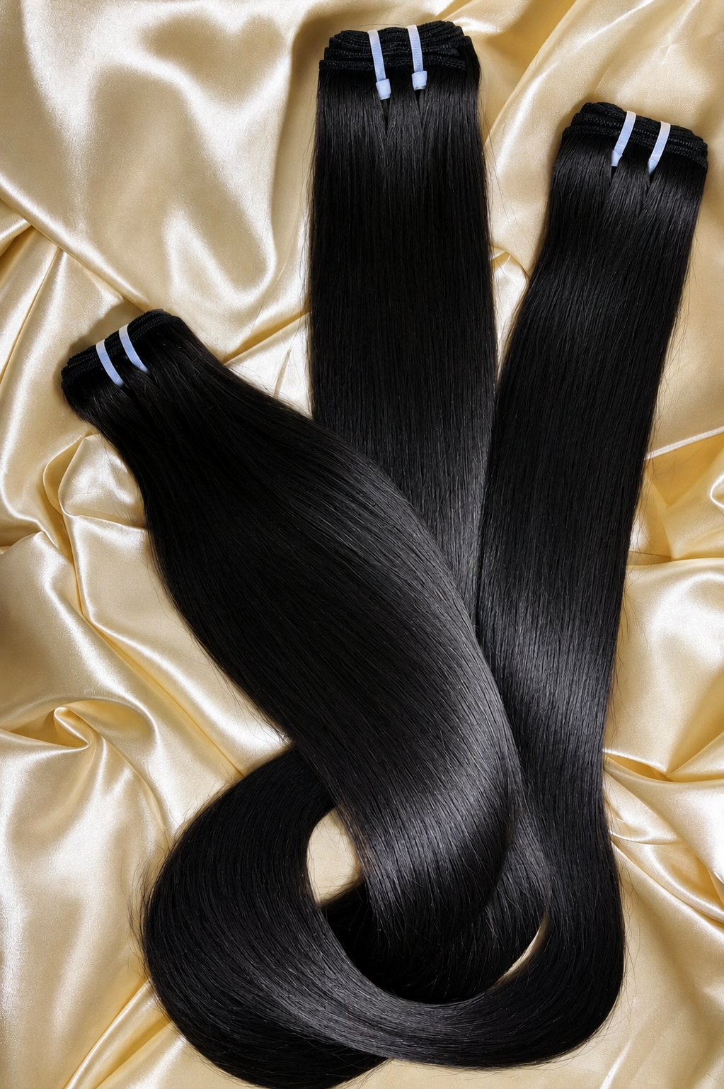Straight bundles